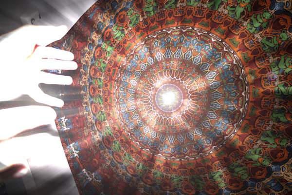 幻觉概念,在光前的幻觉围巾。