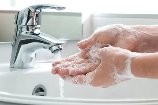 洗手。