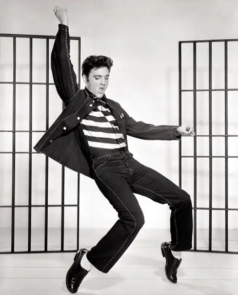 Elvis促销照片为Jailhouse Rock，1957