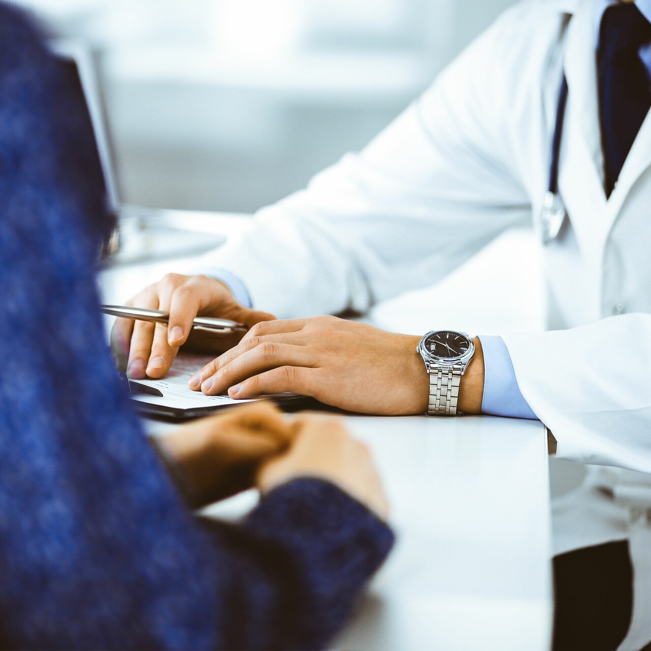 病人与医生商量