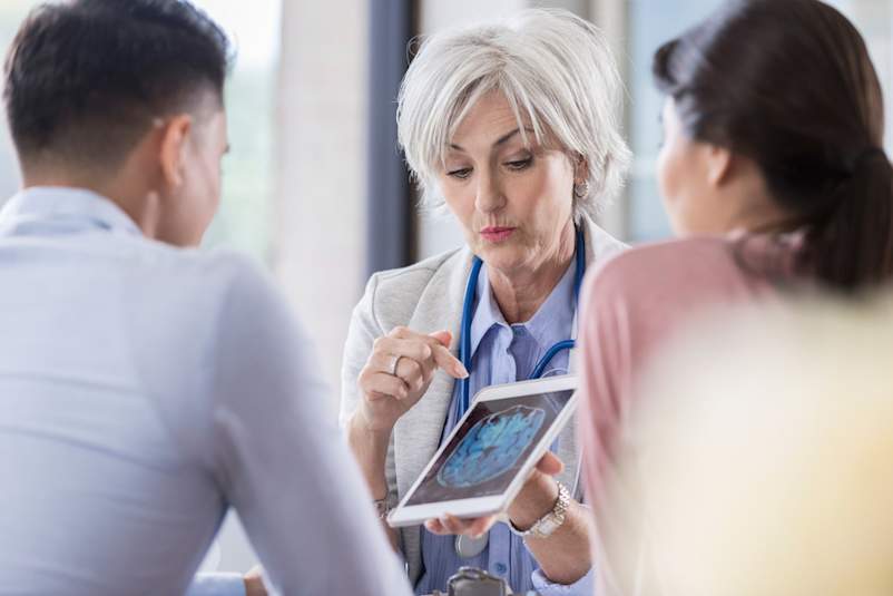 病人和神经学家