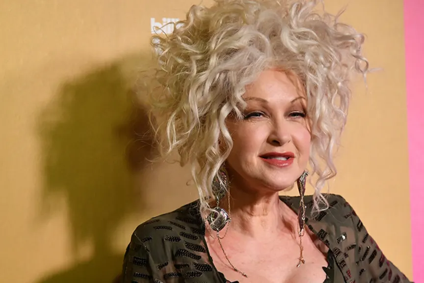 cyndi lauper。