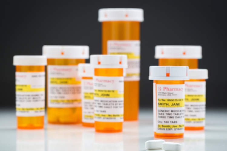 上反射表处方药多瓶。