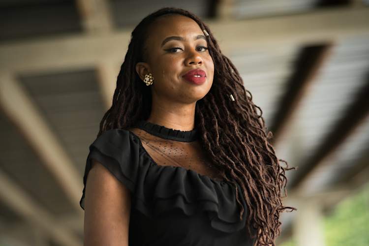 艾丽莎桥梁英雄形象