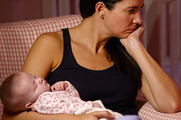 可悲的新的母亲形象