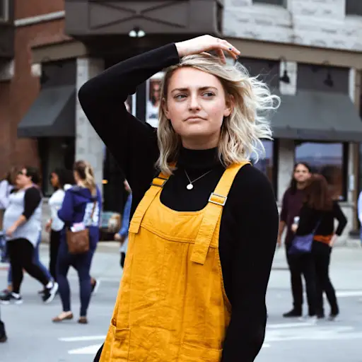 confused woman lost in the street