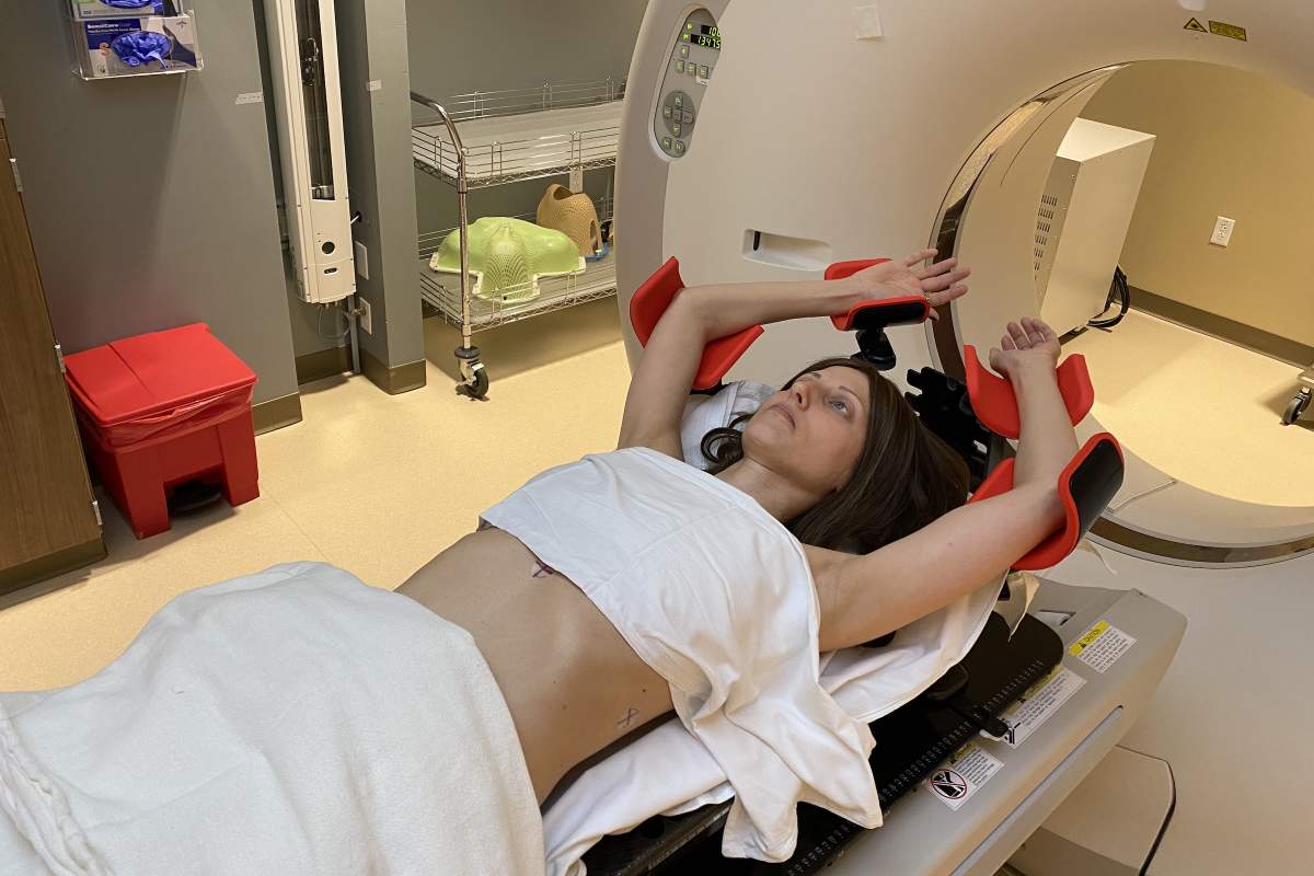 Tips to Get Through Radiation Therapy for Breast Cancer