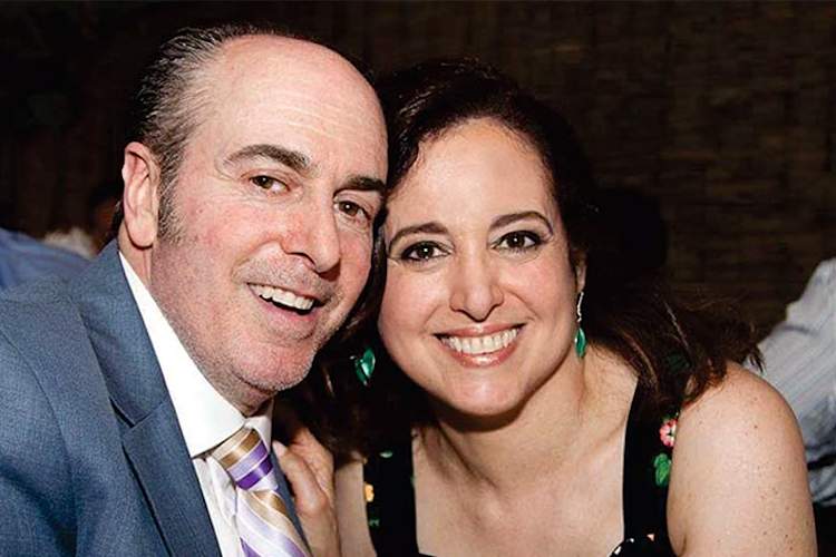 安二烯和她的丈夫罗伯特。