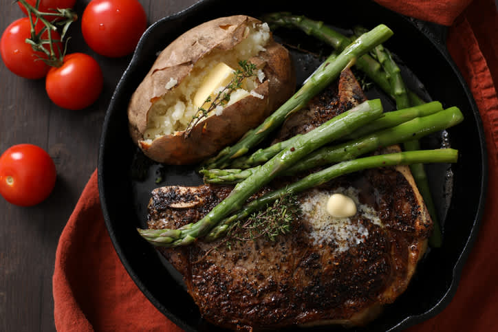 烤马铃薯牛排芦笋-HC-IS-641696428