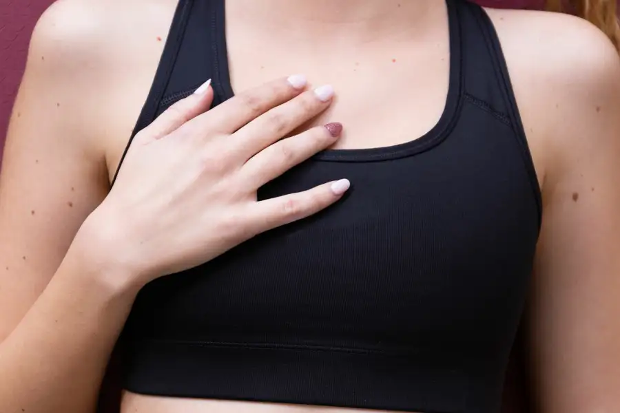 4 Things That Pain in Your Left Boob Might Mean - HealthyWomen