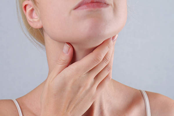 女子感人甲状腺