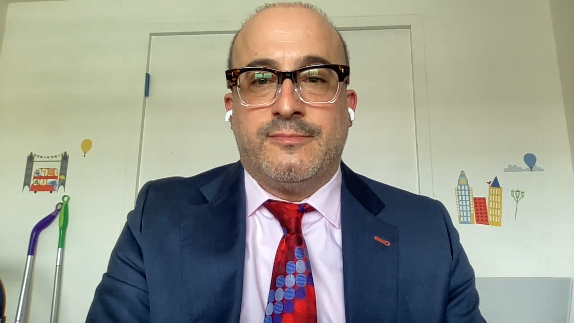 你从你的经验与克罗恩氏你认为对别人很重要知道吗?