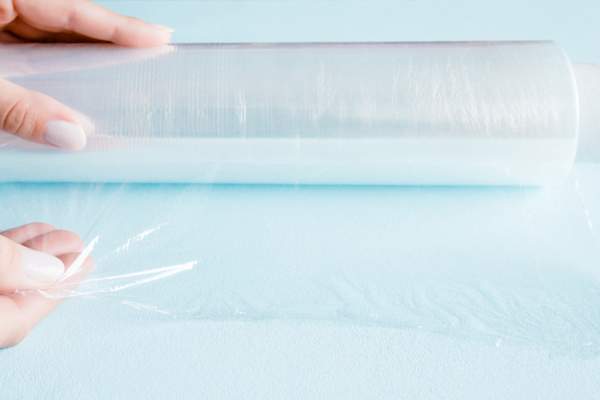 手拉保鲜膜