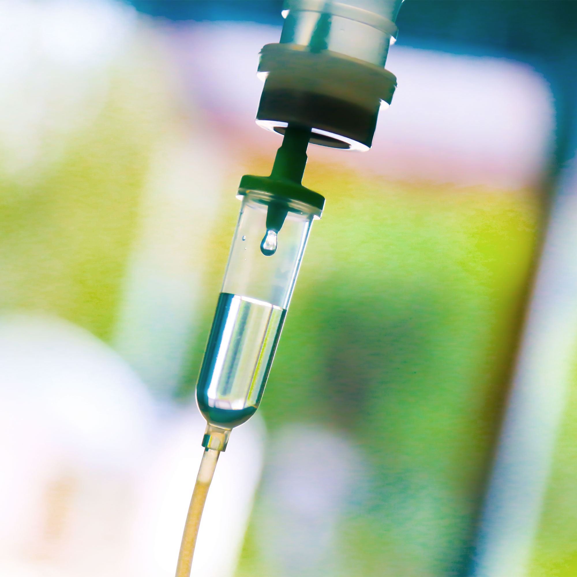 静脉注射药物的景象