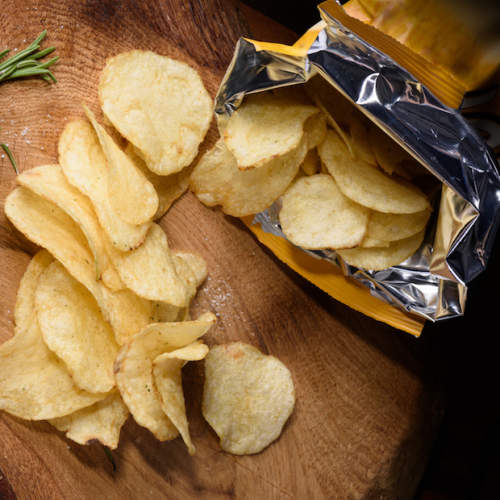 如薯片食品可能有新的后，FDA的指导原则较少的钠。