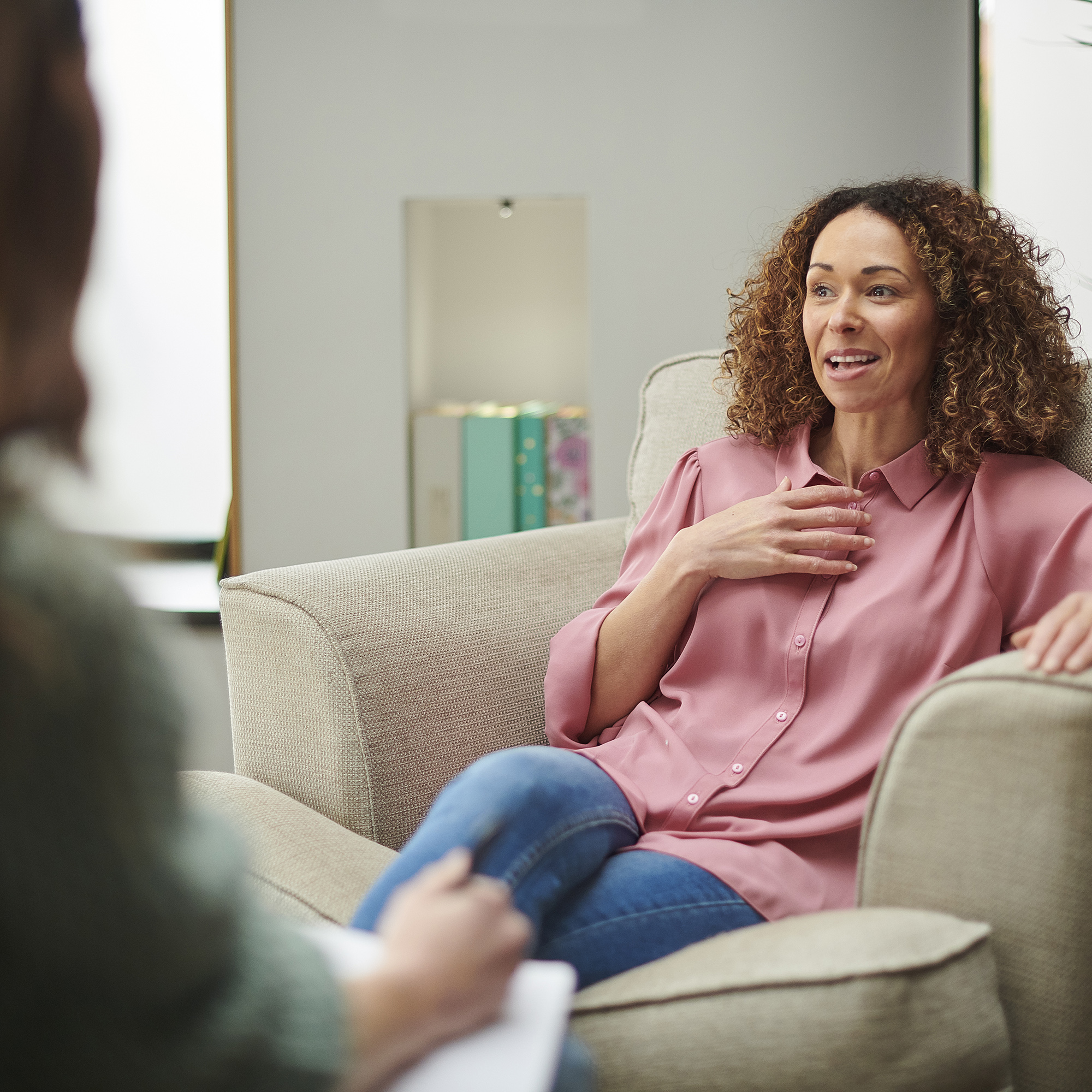 女人在一个治疗