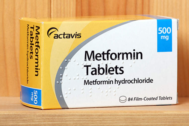 二甲双胍片盒。