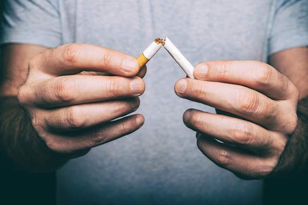 破碎的香烟