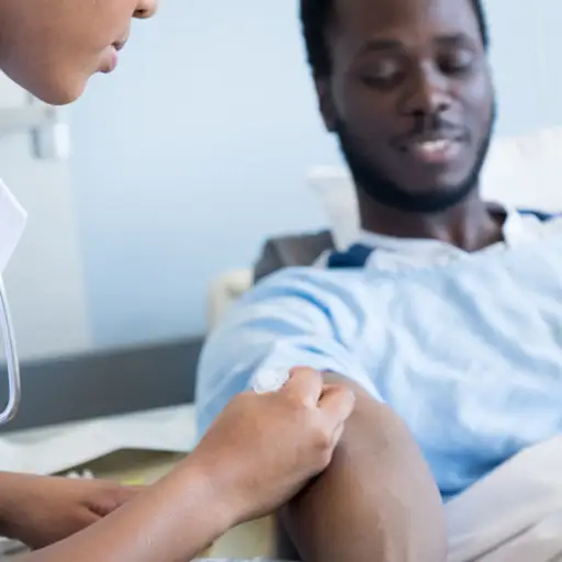 护士从病人那里抽血