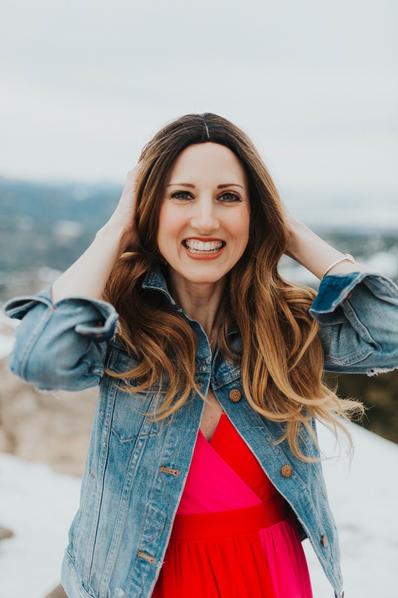 Sabrina-finished-chemo-shoot-photo-by-Kelsey-with-dawn-andd-dusk-photography