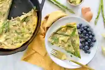 朝鲜蓟芦笋煎蛋饼