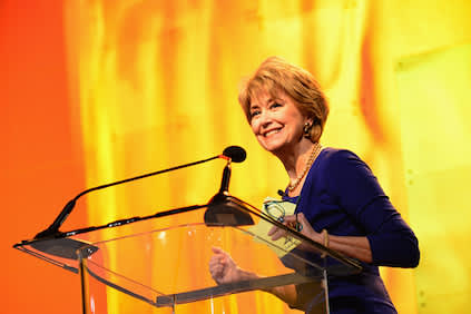 获奖主播兼作家简·保利说，在2014年宾夕法尼亚州妇女大会在费城会议中心。