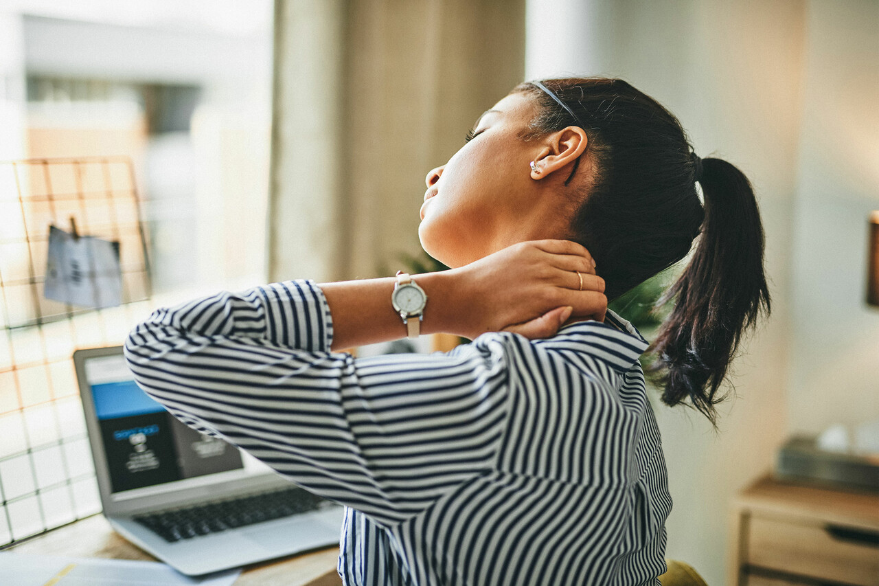 Will Smith dealing with neck stiffness