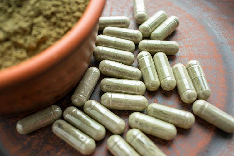 Kratom补充剂。