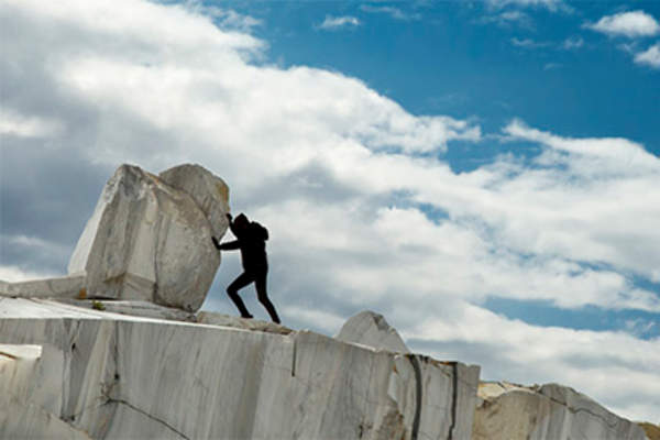 继续战斗到perservere。