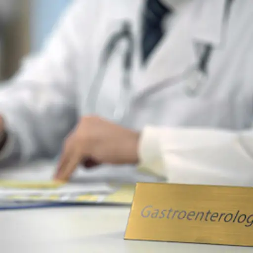 胃肠病学家,专家。