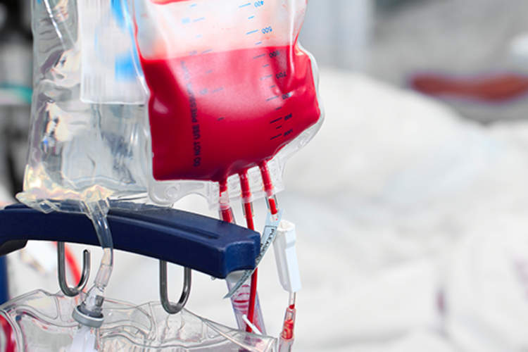 输血前先用血袋。