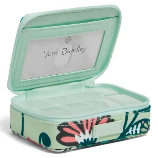 维拉·布拉德利旅行药丸案