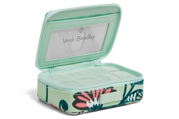 维拉·布莱利旅行药箱