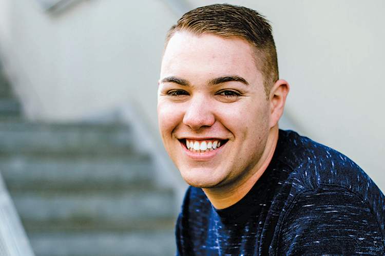 凯尔艾略特的照片