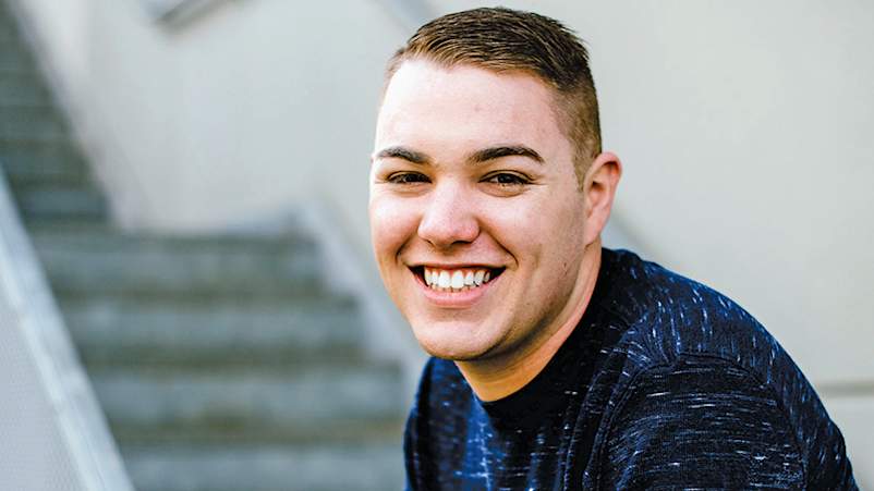 Kyle Elliot的照片