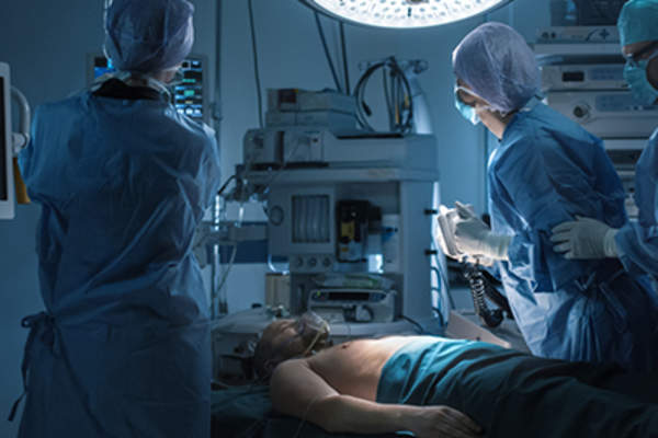 医院里的体外除颤器。