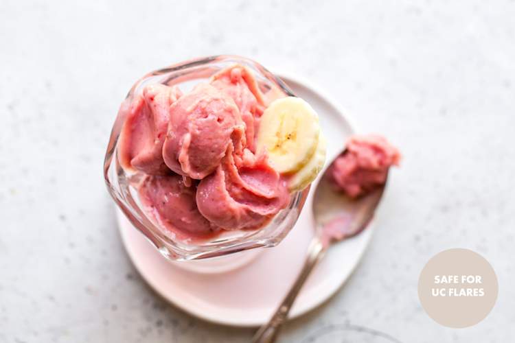 草莓,香蕉奶油尼斯