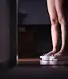 站立在等级的妇女