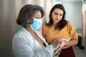 一位病人向她的医生咨询