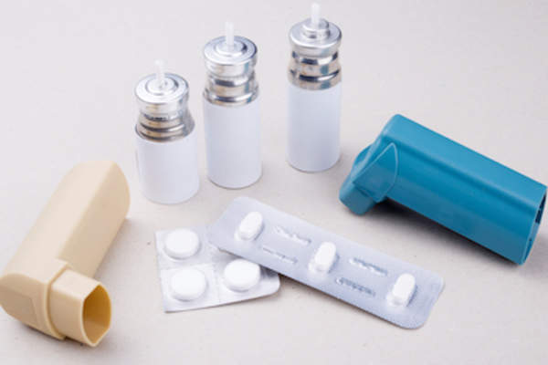 传统哮喘药物。