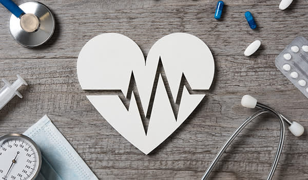 心脏病发作概念。