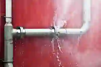 爆破水管的视图