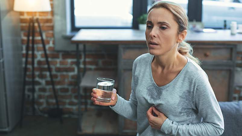 中年妇女更年期后有一道闪光。