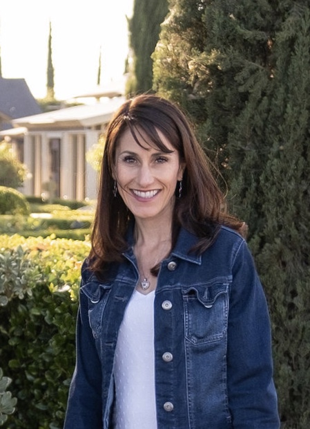 艾米·帕图瑞尔，医学硕士，公共卫生硕士