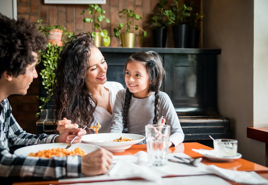 Latinx family eating