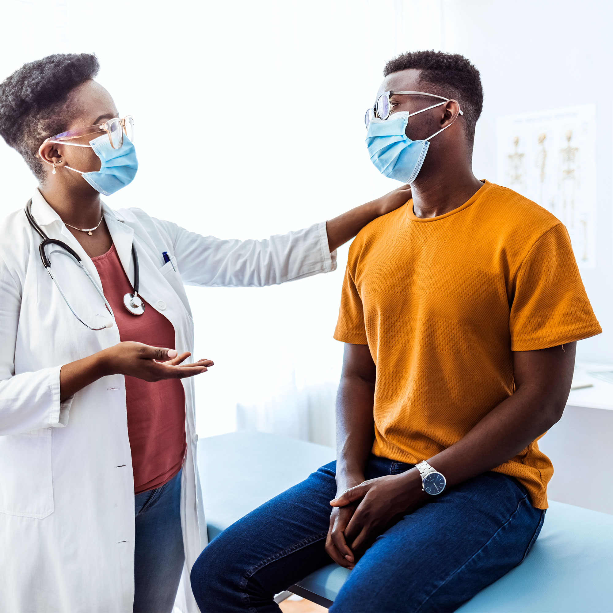 医生和病人谈话