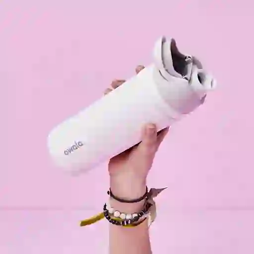 Owala免费喝水瓶。