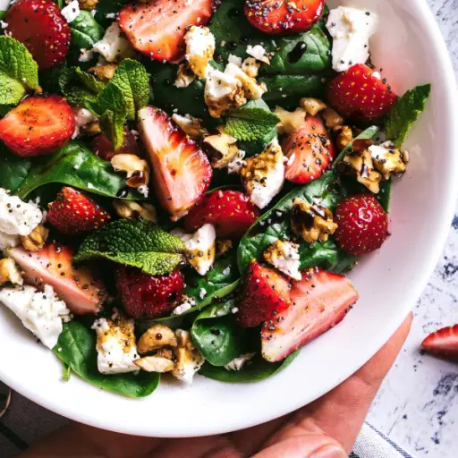 Strawberry, spinach and feta salad