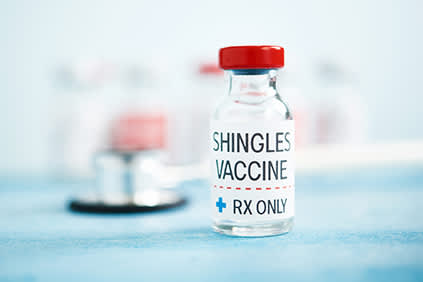 带状疱疹疫苗保护类风湿关节炎患者。