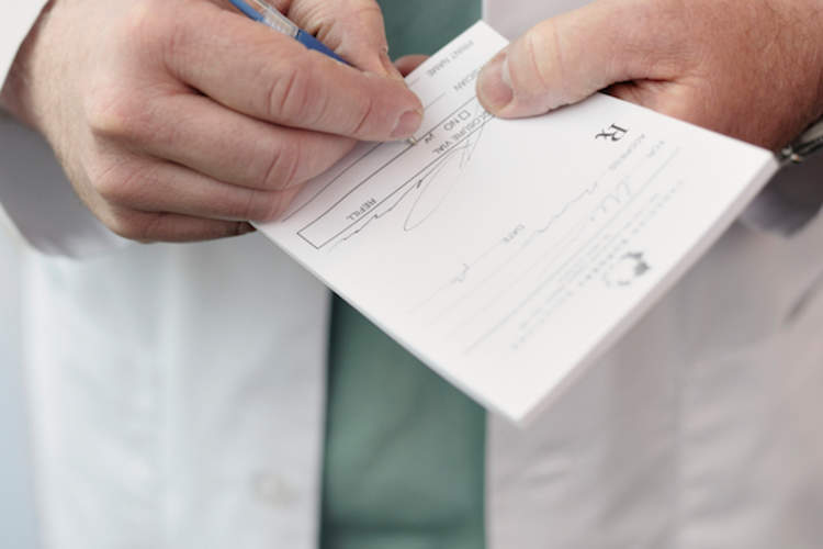 治疗躁郁症的药物可能会减少自我伤害